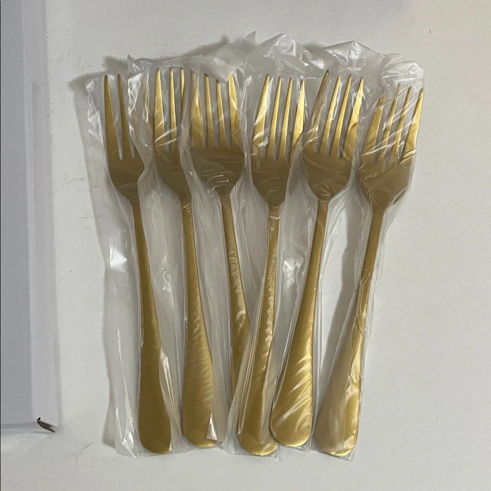 Jones New York Aurora Gold 24-piece Flatware Set Collection